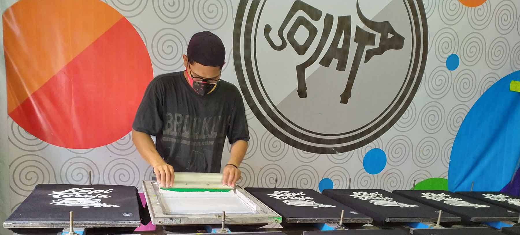 Jasa Sablon Kaos Makassar | Solata Sablon Baju Makassar