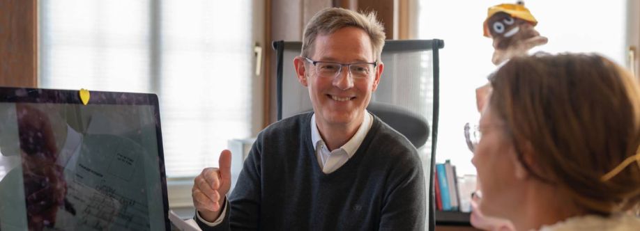 Henning Pless Cover Image