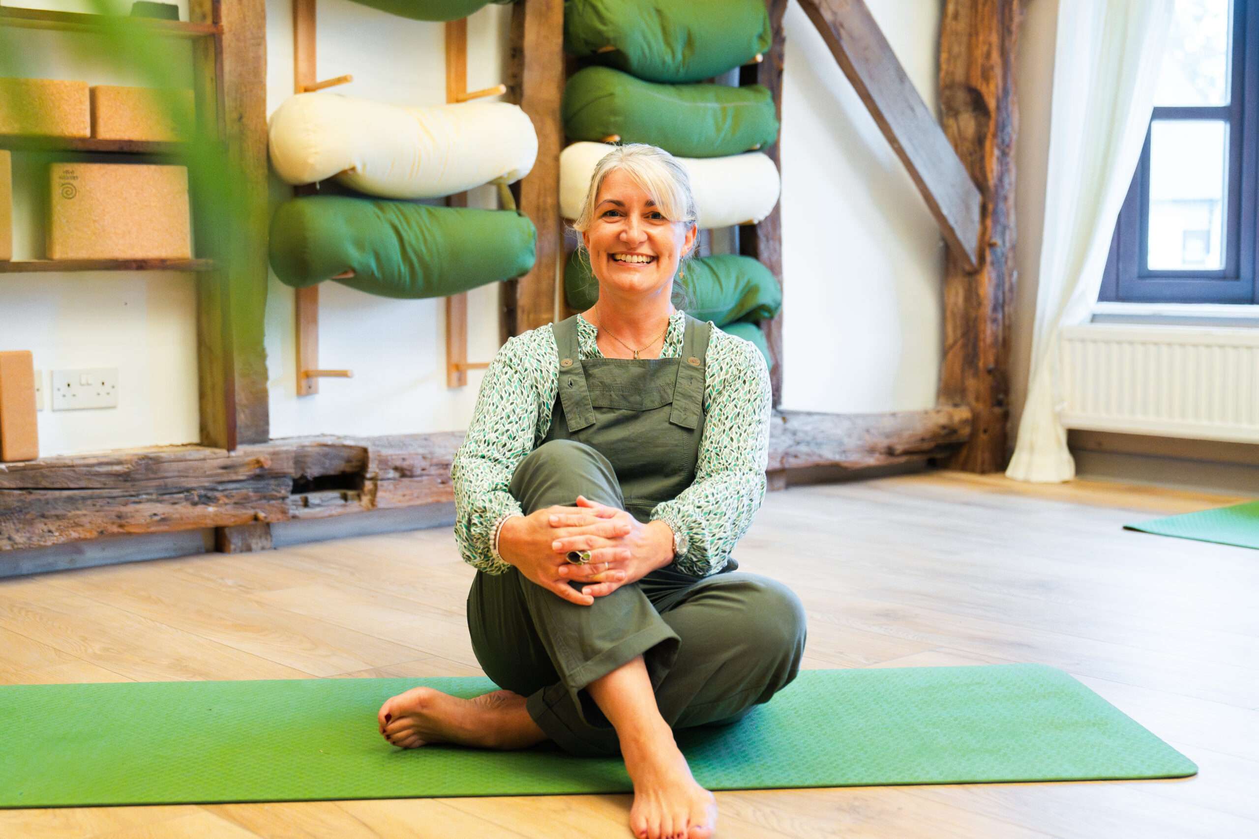 Yoga Classes - Courses for Beginners | BAY YOGA