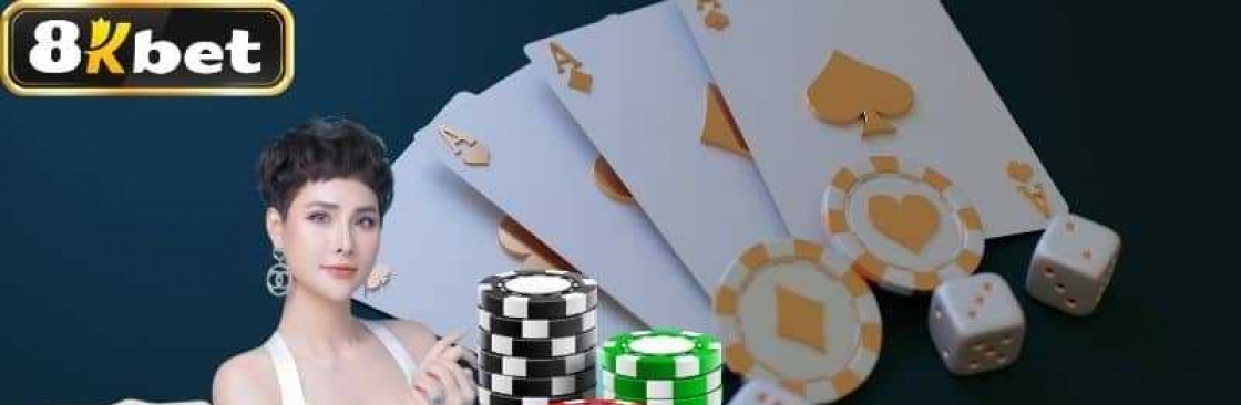 CEO Helen Nguyễn Cover Image